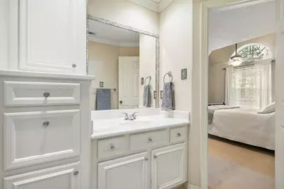 2 Lenox Hill Drive, The Woodlands, TX 77382 - Photo 43