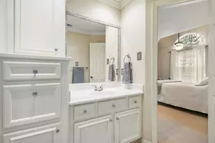 2 Lenox Hill Dr, The Woodlands, TX 77382 - Photo 43