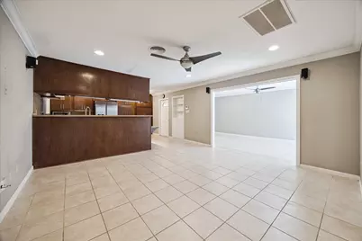 3630 Latma Drive, Houston, TX 77025 - Photo 9