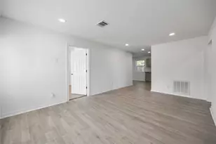 5033 Doolittle Blvd, Houston, TX 77033 - Photo 7