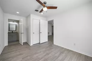 5033 Doolittle Blvd, Houston, TX 77033 - Photo 9