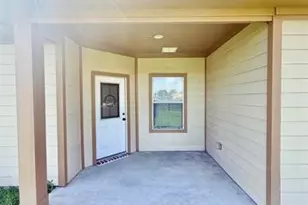 2850 Amber Ave, Groves, TX 77619 - Photo 37