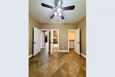 2850 Amber Avenue, Groves, TX 77619 - Photo 25