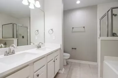 199 S Delta Mill Circle, The Woodlands, TX 77385 - Photo 9