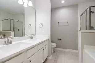 199 S Delta Mill Cir, The Woodlands, TX 77385 - Photo 9
