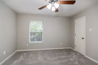 199 S Delta Mill Circle, The Woodlands, TX 77385 - Photo 11
