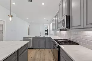 648 Crested Duck Ct, Willis, TX 77318 - Photo 11