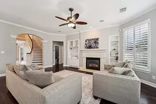 1611 Hill Spring Dr, Sugar Land, TX 77479 - Photo 9