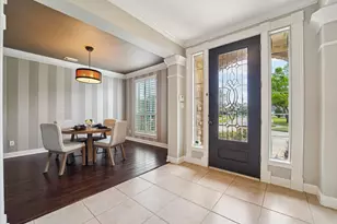 1611 Hill Spring Dr, Sugar Land, TX 77479 - Photo 3