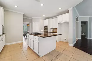 1611 Hill Spring Dr, Sugar Land, TX 77479 - Photo 15