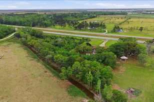 21344 Hwy 73, Hamshire, TX 77622 - Photo 27