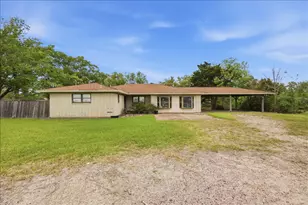 21344 Hwy 73, Hamshire, TX 77622 - Photo 1