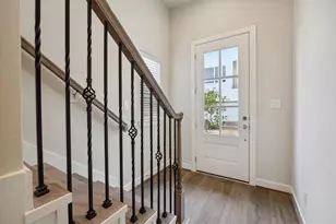 6304 Brighton Oaks Ln, Houston, TX 77008 - Photo 3