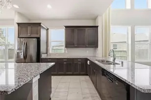 10255 Bayou Oaks Dr, Conroe, TX 77385 - Photo 9