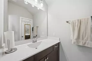 10255 Bayou Oaks Dr, Conroe, TX 77385 - Photo 23