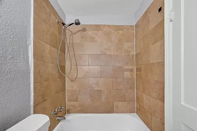 10106 Sierra Drive, Houston, TX 77051 - Photo 11