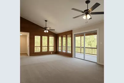 140 Maple Leaf, Onalaska, TX 77360 - Photo 3