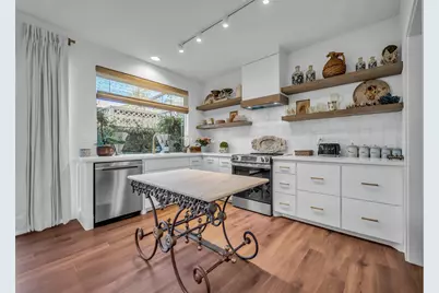 5803 Lynbrook Drive #80, Houston, TX 77057 - Photo 11