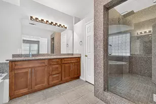 10319 N Laurel Branch Dr, Houston, TX 77064 - Photo 11