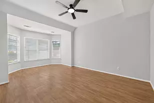 10319 N Laurel Branch Dr, Houston, TX 77064 - Photo 25