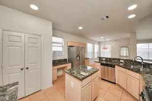 12207 Meadow Ln Ct, Stafford, TX 77477 - Photo 17