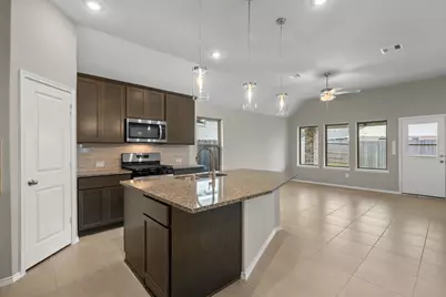 306 Violet Crown Lane, New Caney, TX 77357 - Photo 5