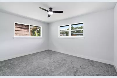 5551 Winding Creek Way, Houston, TX 77017 - Photo 19