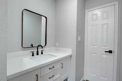 8406 Beechaven Rd, La Porte, TX 77571 - Photo 13