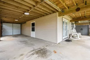 23 N Sandpiper St, La Marque, TX 77568 - Photo 9