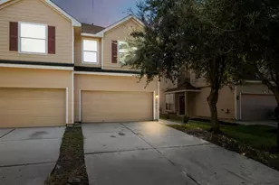 2911 Hackamore Hollow Ln, Houston, TX 77014 - Photo 3