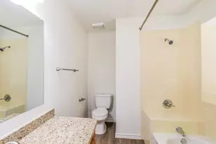 10911 Kirkbud Dr, Houston, TX 77089 - Photo 11