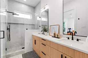 6622 St Augustine St, Houston, TX 77021 - Photo 9