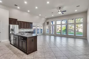 3719 Cibolo Ct, Pearland, TX 77584 - Photo 3