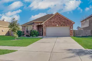 115 Brazos Dr, Baytown, TX 77523 - Photo 1