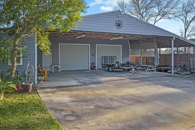 2320 Terrace Drive, Baytown, TX 77521 - Photo 3