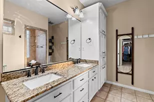 2320 Terrace Dr, Baytown, TX 77521 - Photo 23