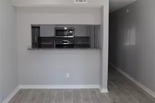 12633 Memorial Dr, Houston, TX 77024 - Photo 9