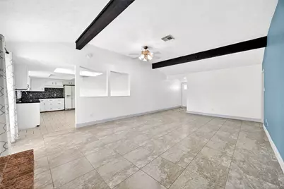 3031 Shawnee Drive, Sugar Land, TX 77479 - Photo 7