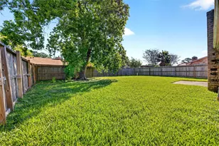 3031 Shawnee Dr, Sugar Land, TX 77479 - Photo 35