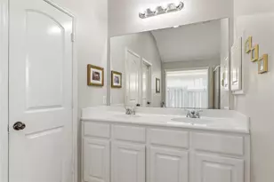 25626 Lockspur Dr, Richmond, TX 77406 - Photo 9