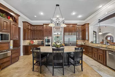 6218 Majestic Hill Drive, Kingwood, TX 77345 - Photo 9