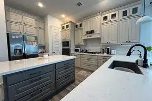 4522 Peloton Rd, Rosharon, TX 77583 - Photo 7