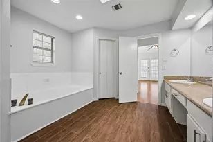 1911 Bering, Houston, TX 77057 - Photo 21