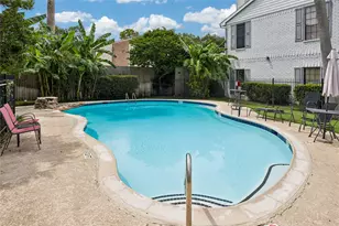 1911 Bering, Houston, TX 77057 - Photo 27