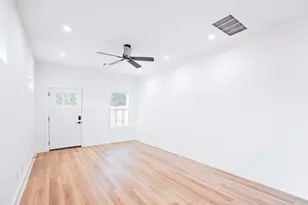 7903 Sunnyhill St, Houston, TX 77088 - Photo 13