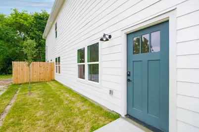 7903 Sunnyhill Street, Houston, TX 77088 - Photo 3