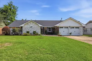 6155 Westgate Dr, Beaumont, TX 77706 - Photo 1
