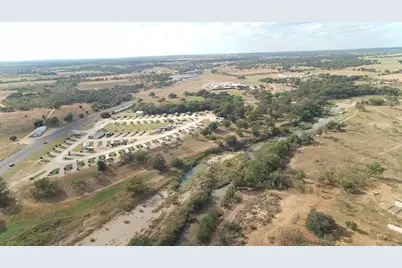 174 Resort Court, Fredericksburg, TX 78624 - Photo 9