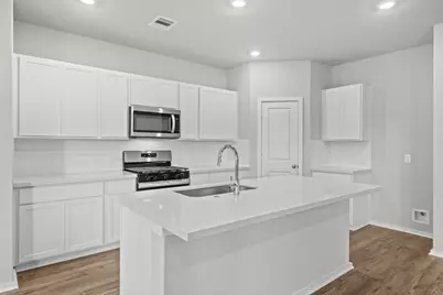 2794 English Laurel Drive, Alvin, TX 77511 - Photo 5