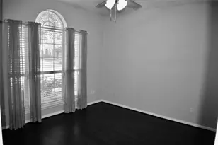 21559 Kings Bend Dr, Kingwood, TX 77339 - Photo 3